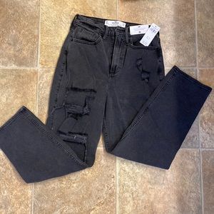 NWT Hollister Black Cuvry Ultra High-Rise Vintage Straight Jeans